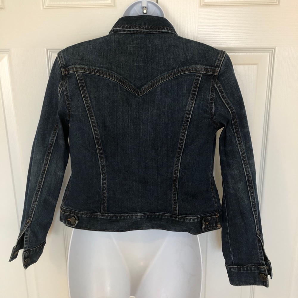 Cute Banana Republic denim jacket!